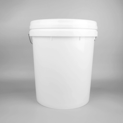 Weißer runder leerer 20 Liter-Plastikfarbeimer für Farbe
