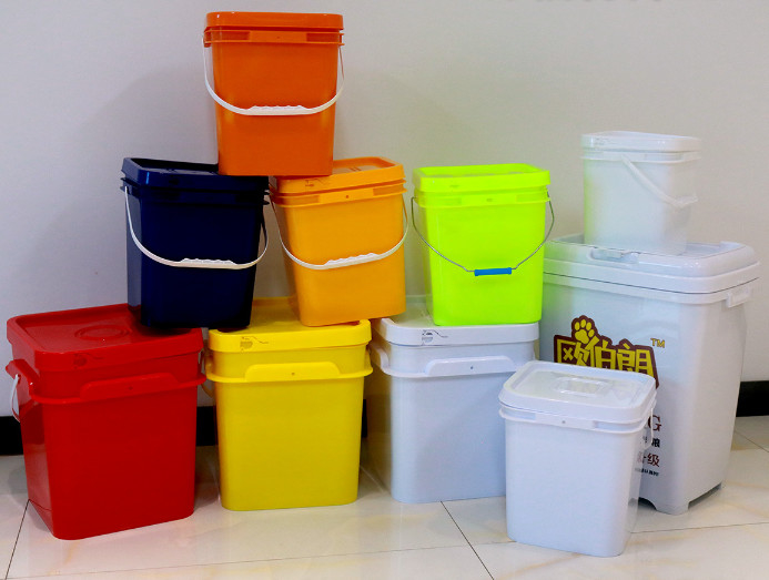 Chemikalienbeständige weiße quadratische Plastikbehälter mit IML-Druck für dauerhafte Lagermöglichkeiten