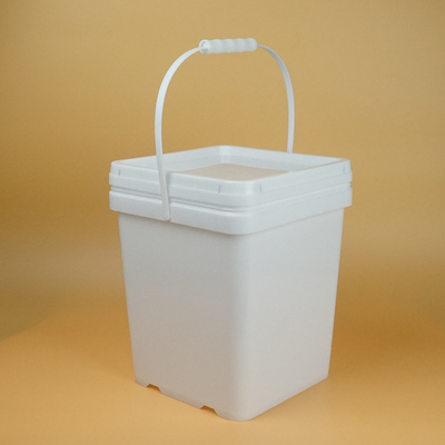 Grad-Kunststoffgehäuse-quadratischer Eimer der Nahrung16.5l mit Deckel und Griff