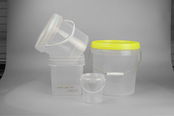 Glatter transparenter Plastikoberflächeneimer für Eiscreme