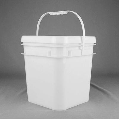 Plastikeimer des Quadrat-9L